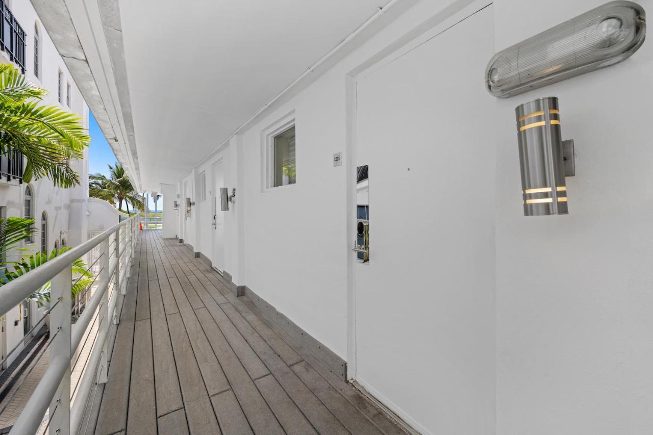 Ocean Drive Apartments With Rooftop Pool, South Beach, Miami ميامي بيتش المظهر الخارجي الصورة